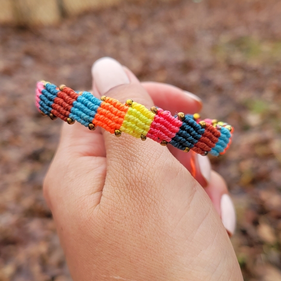 Earth Art Hand Crafted Artisan Multicolor Woven Bracelet - Picture 3 of 6